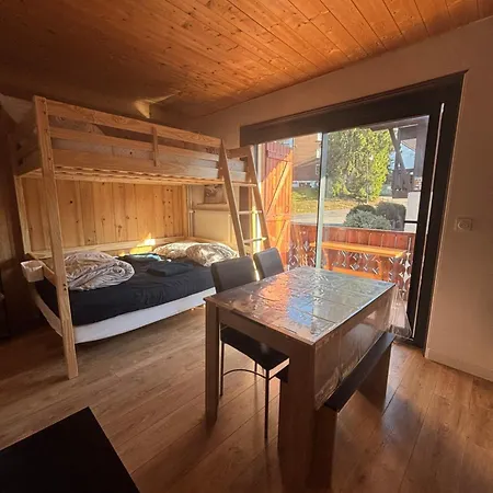 Kearl, Neuf Soleil Et Détente *
